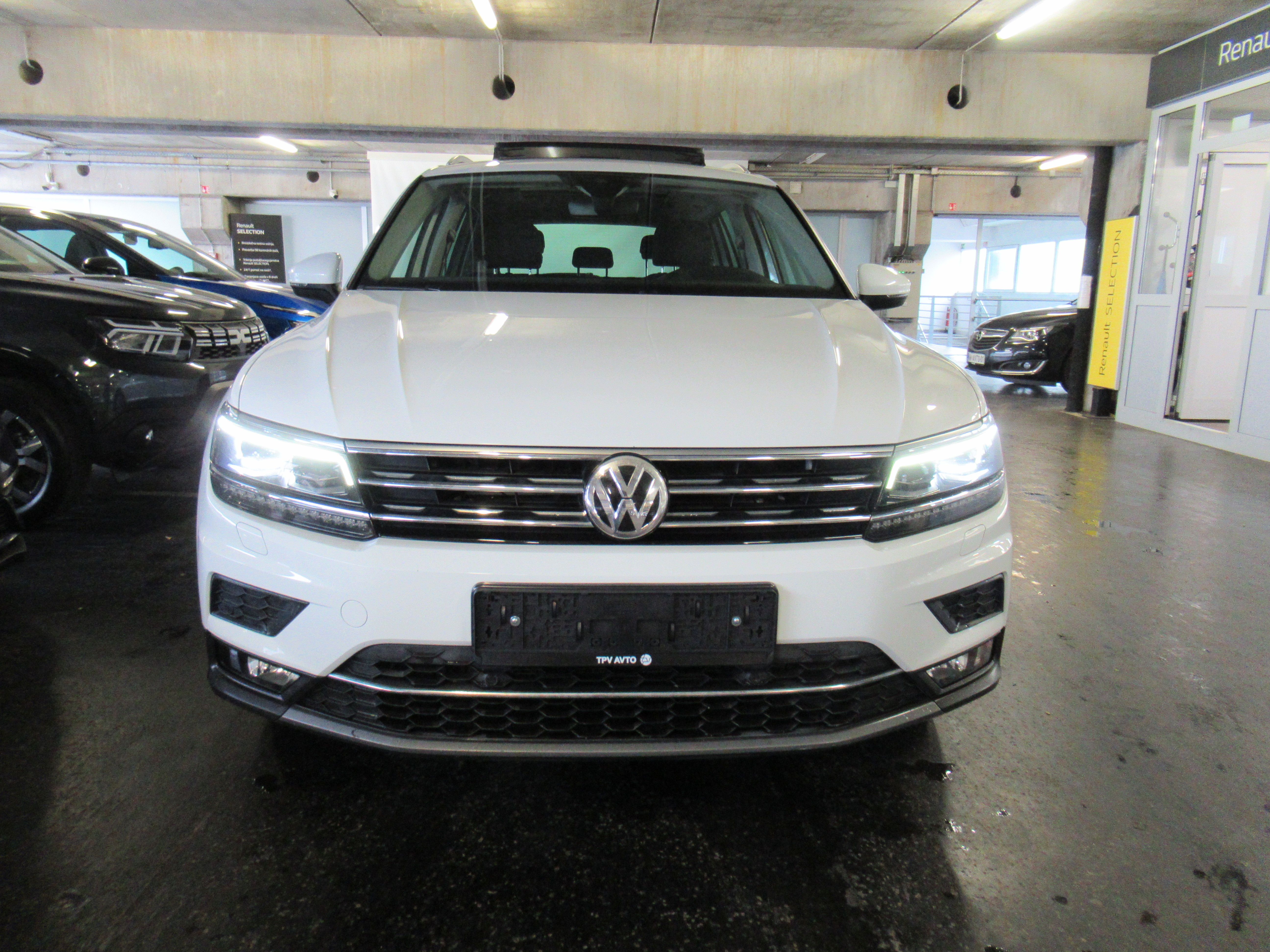 vw tiguan 2.0 tdi 4 motion dsg highline- full led, navi - slika 6