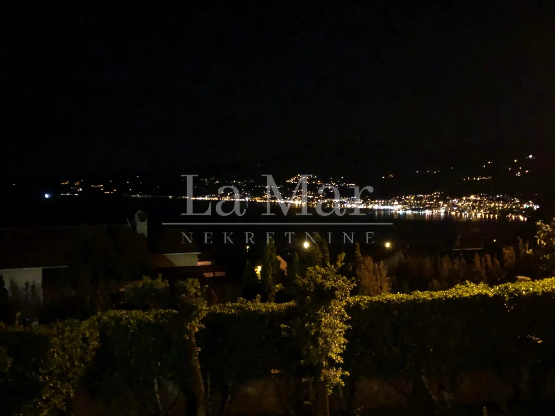 rijeka - 3 etaže kuće,1450m2 okućnica. pogled na kvarnerski zaljev - slika 12