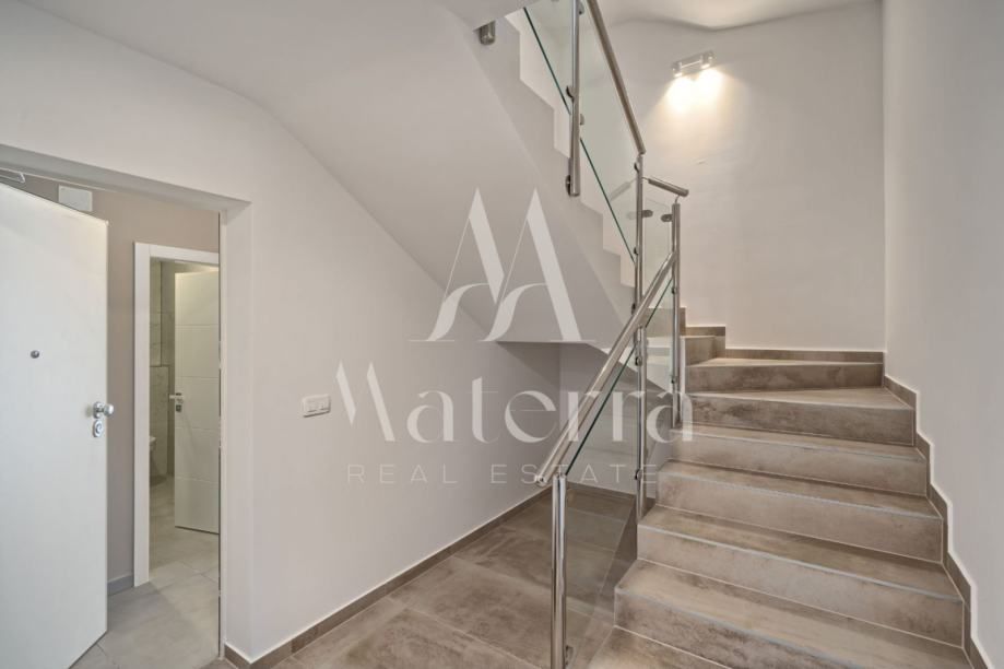 lux penthouse, površine 131,69m2, pogled na more (prodaja) - slika 12