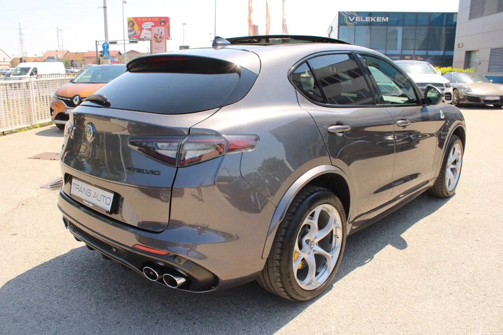 alfa romeo stelvio 2.9 v6 q4 quadrifoglio *panorama, harman kardon, ka - slika 5
