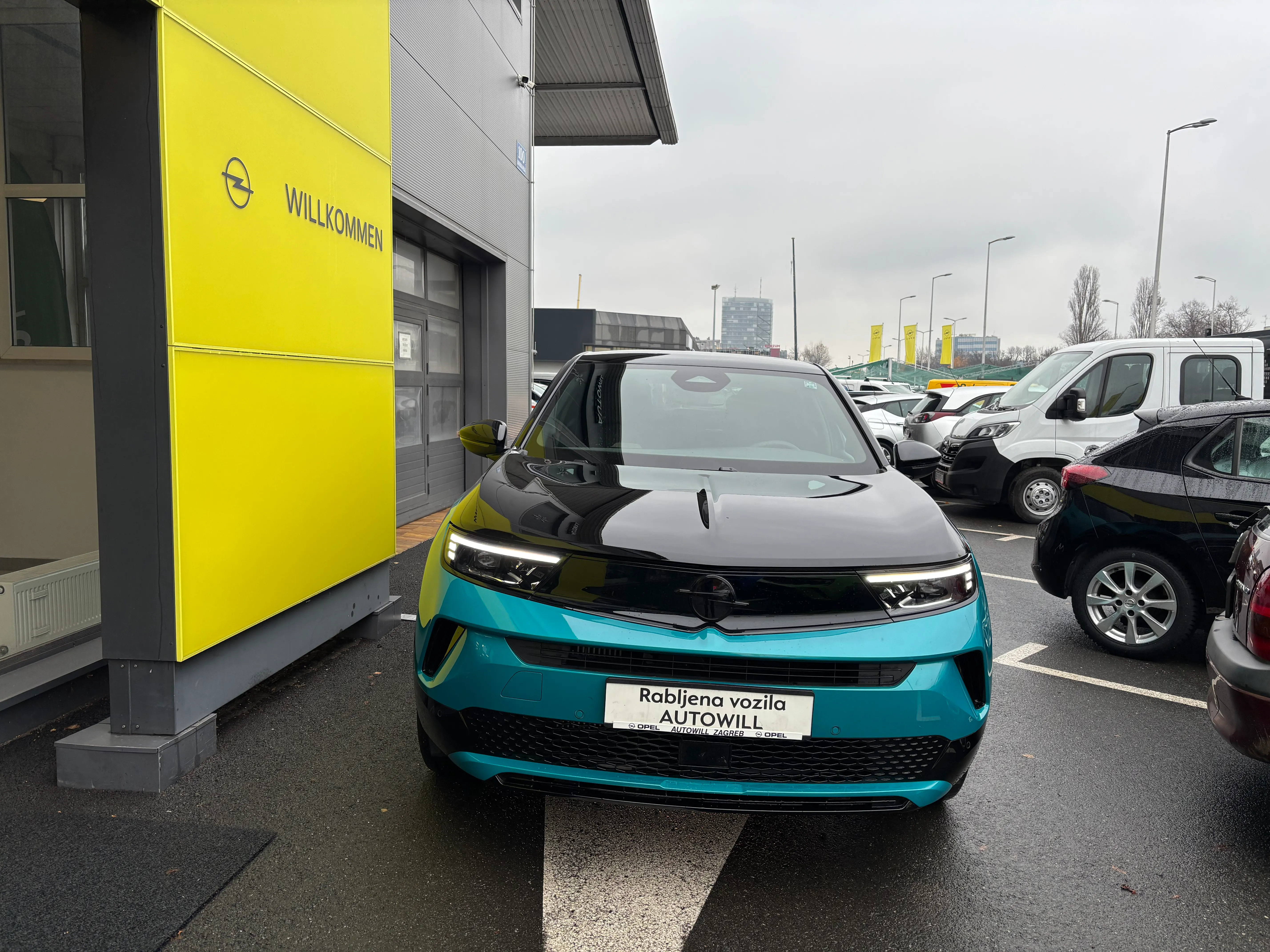 opel mokka gs line f 1,2 xht e-dct at - slika 2