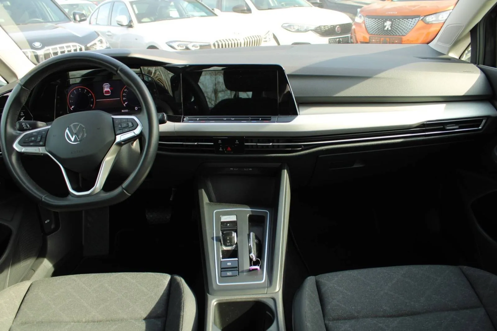vw golf viii 1.0 etsi dsg - slika 21