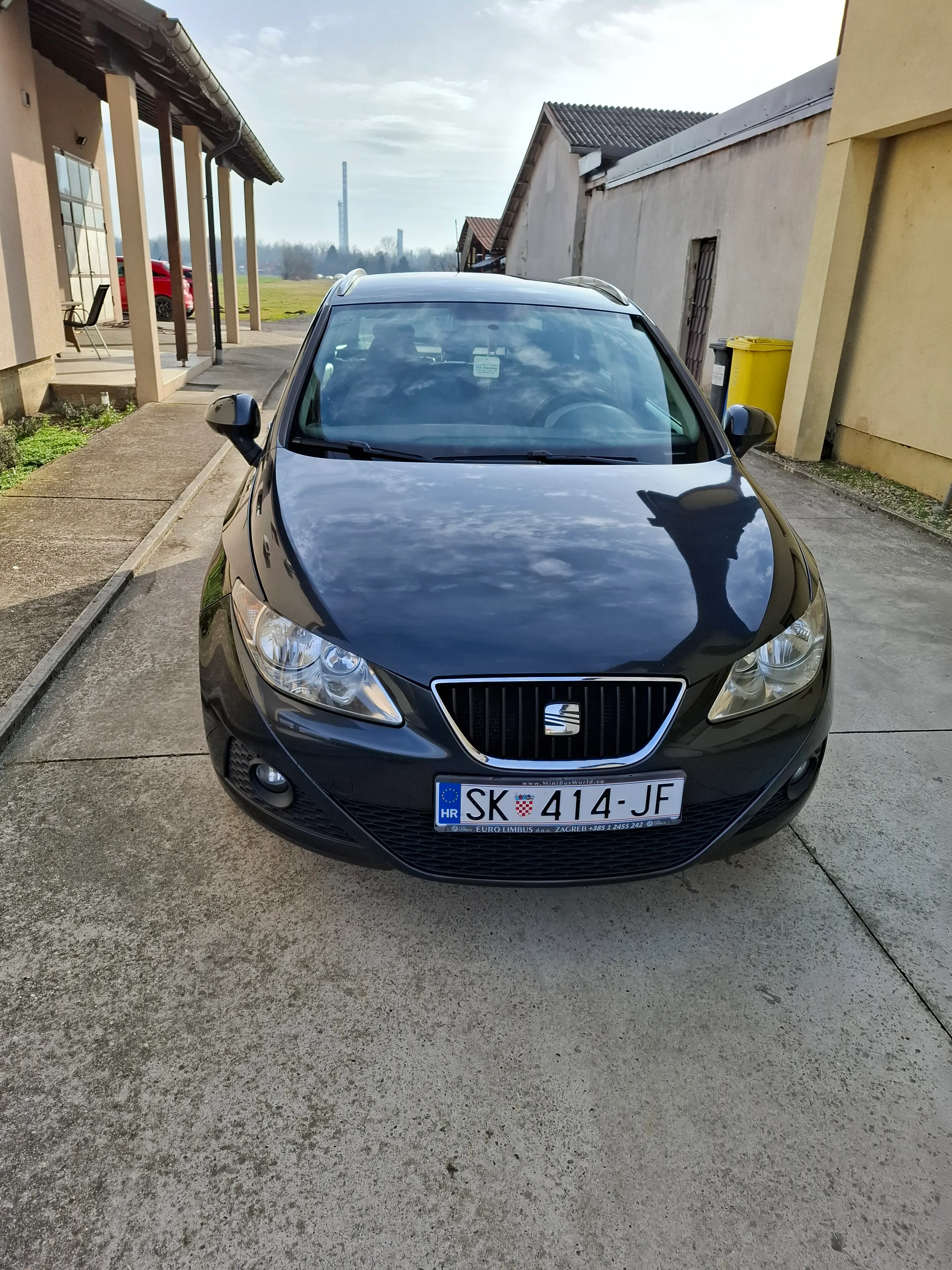 seat ibiza 2010g.1.2tdi,55kw.200000km - slika 6