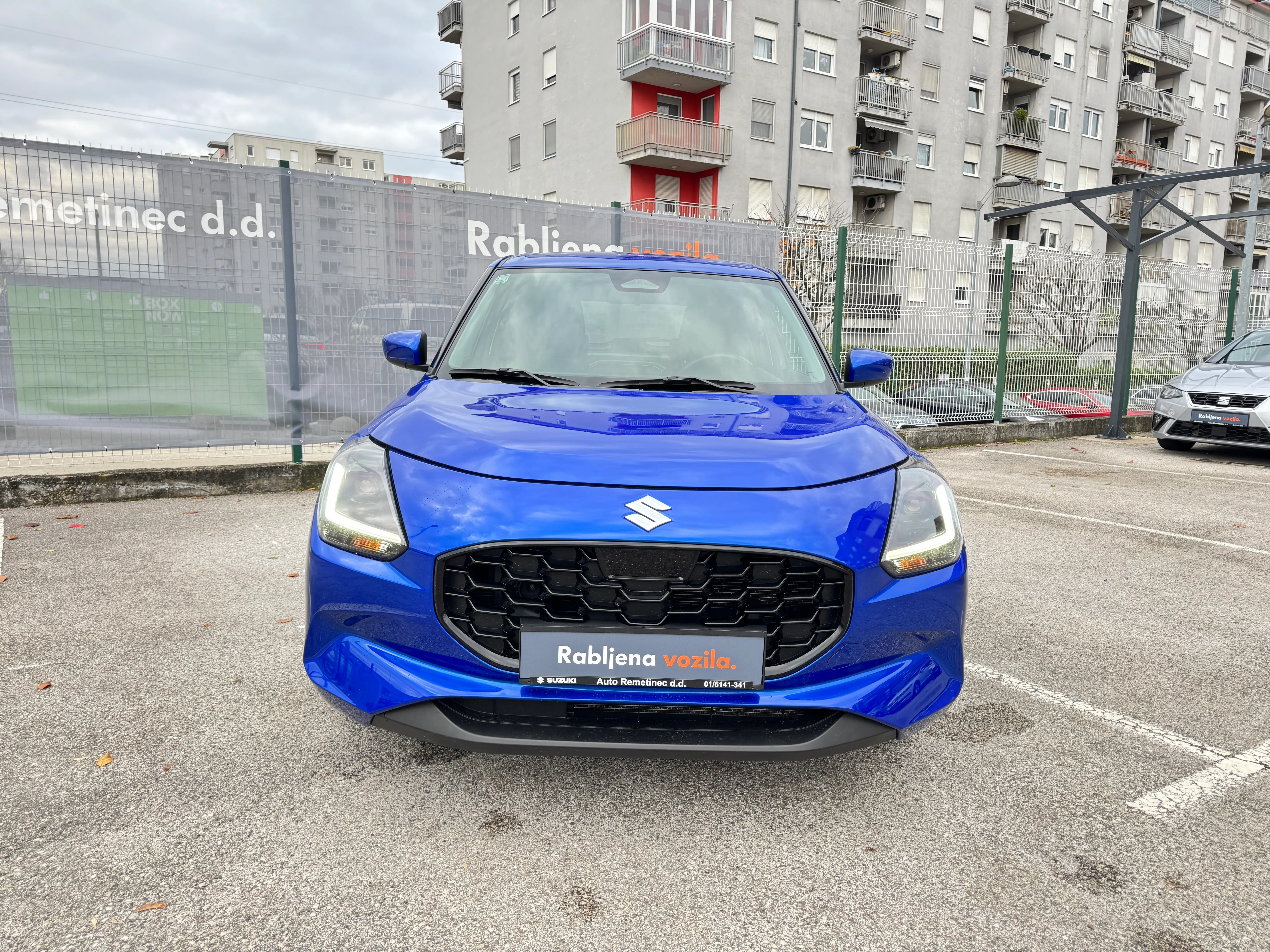 suzuki swift 1,2 gl+ hybrid - slika 2