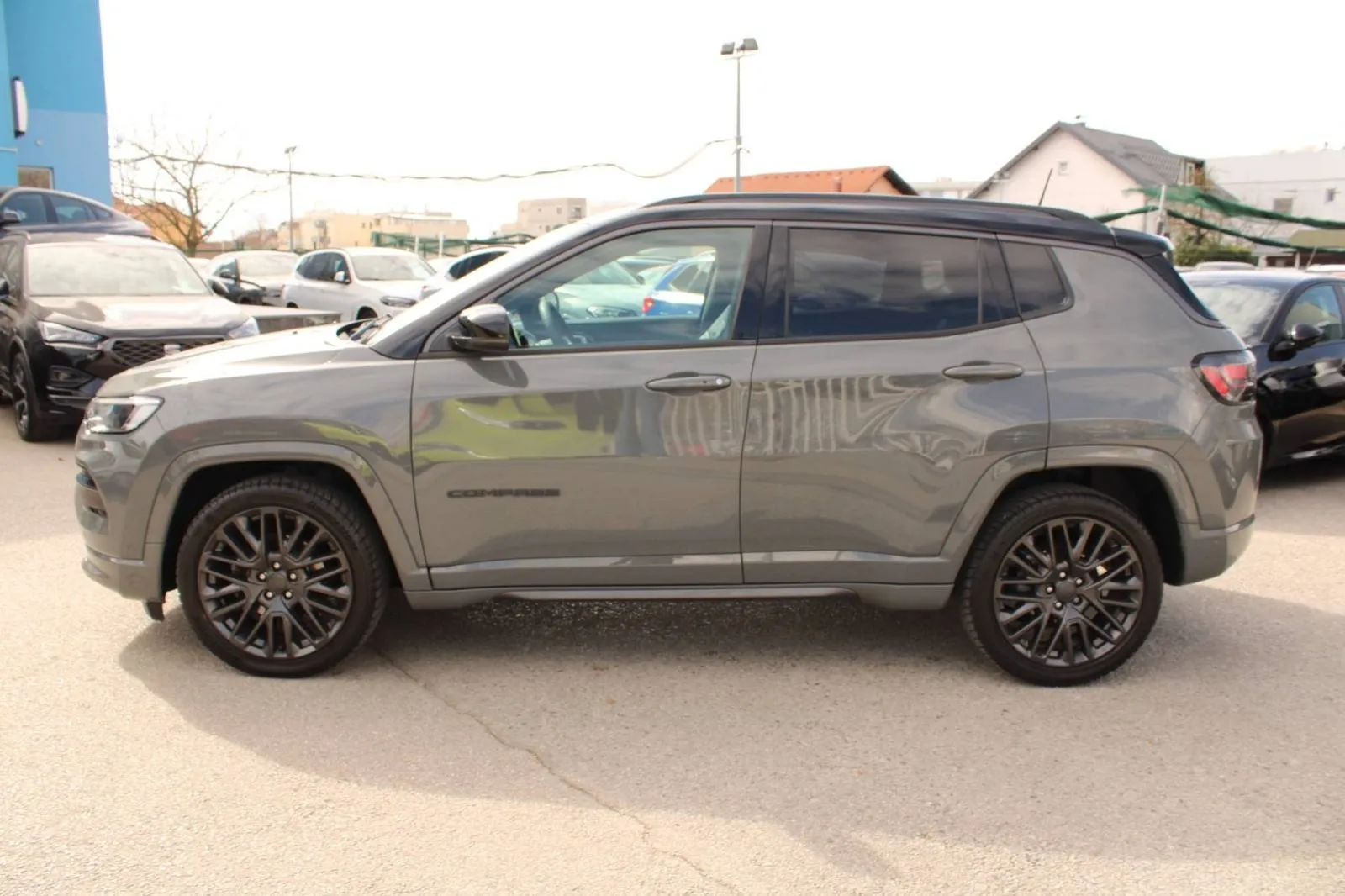 jeep compass t4 s automatik *led, navigacija, kamera* - slika 8