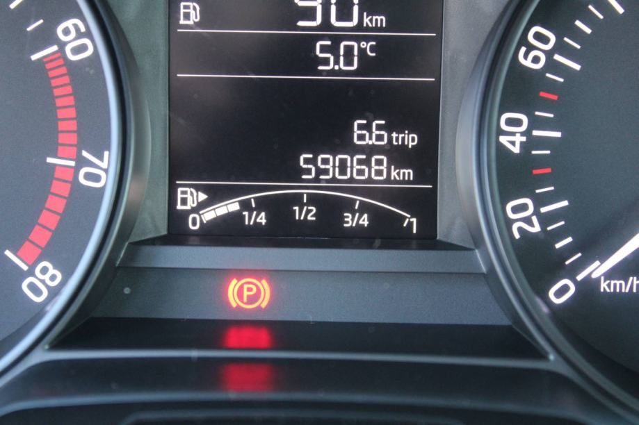 škoda fabia combi 1.0 tsi - slika 13