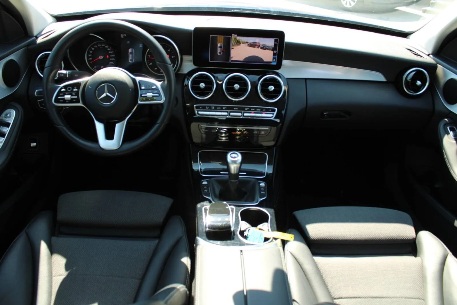 mercedes-benz klasa c 180d *led, navigacija, kamera* - slika 18