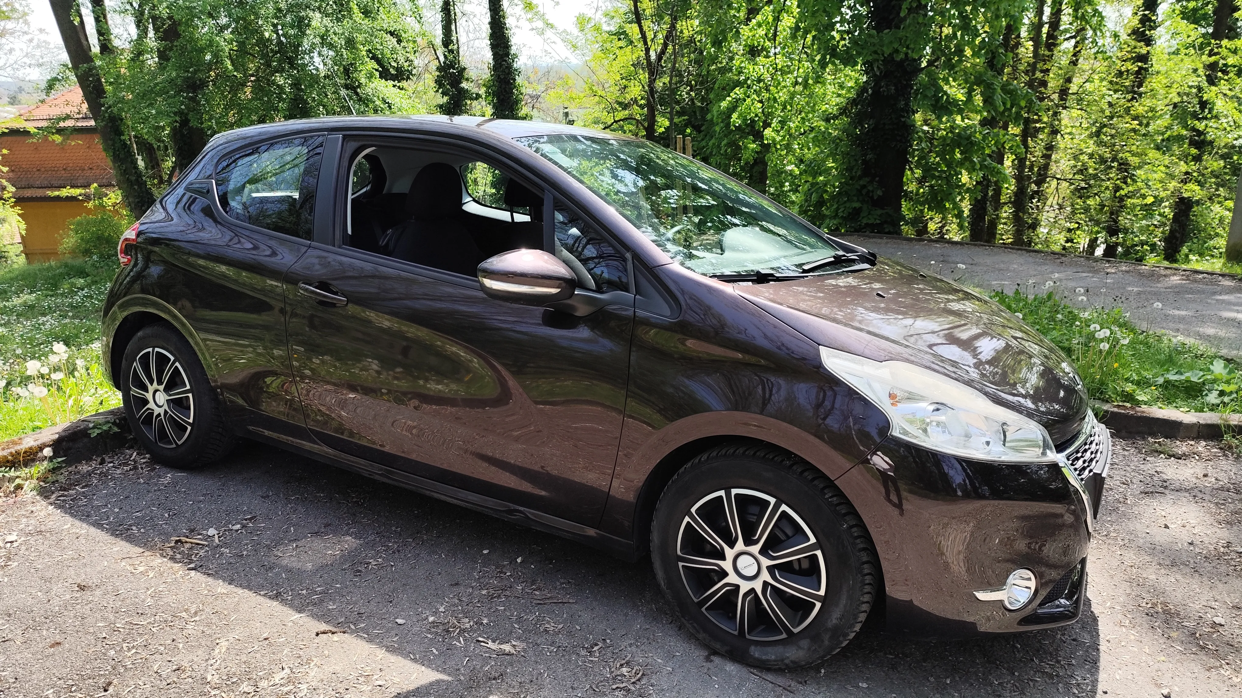 peugeot 208 1.4 vti active - slika 3