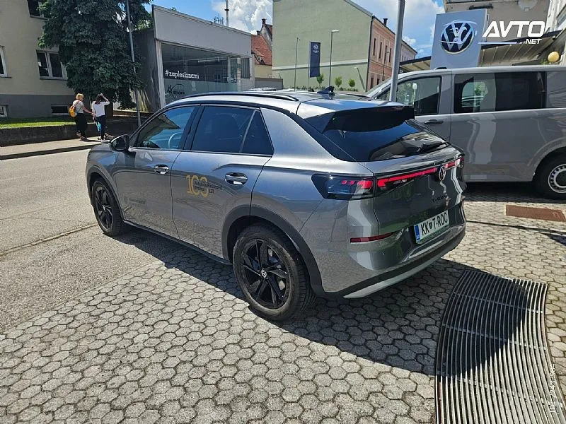 volkswagen t-roc 1.5 etsi style dsg - slika 4