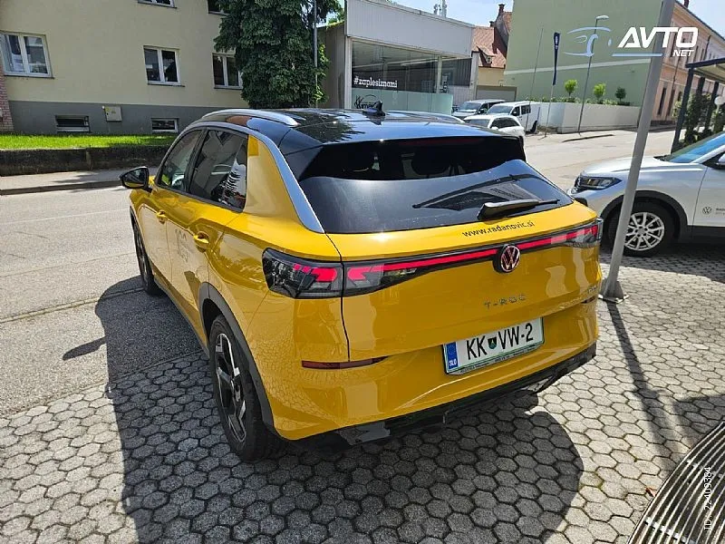 volkswagen t-roc 1.5 etsi r-line dsg - slika 4