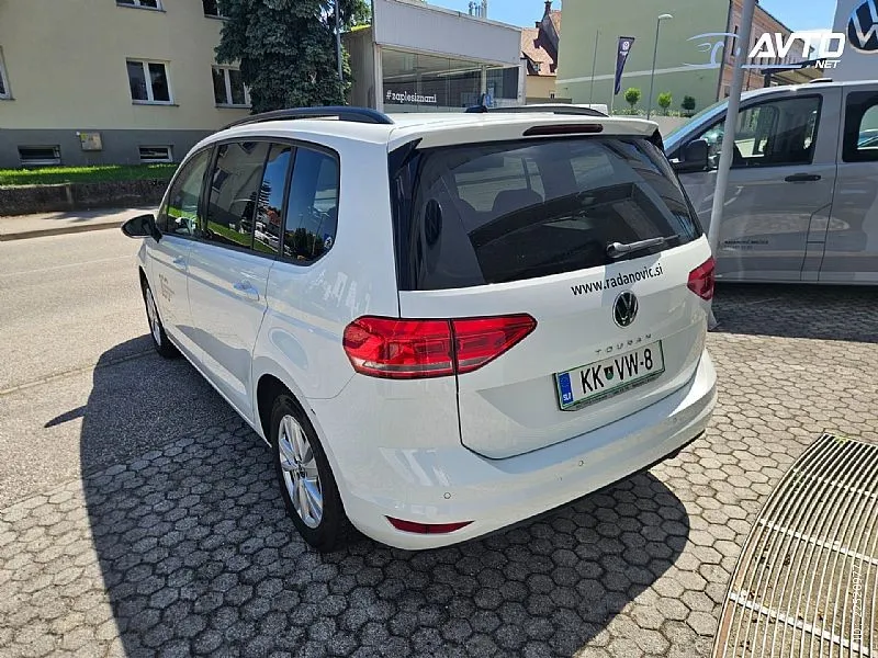 volkswagen touran 1.5 tsi family dsg - slika 9