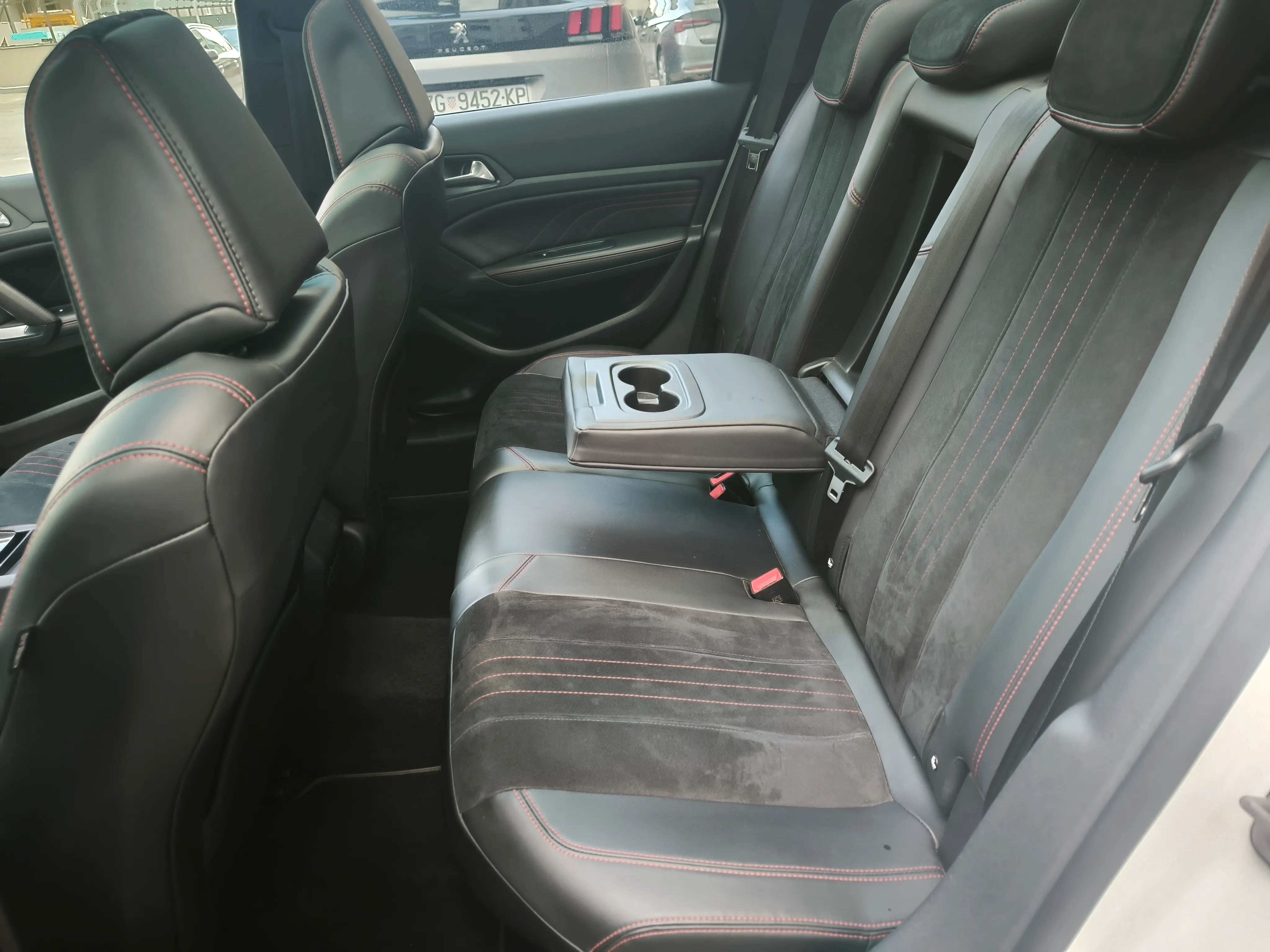 peugeot 308 sw 1,5 hdi, gt line,panorama, veliki servis, ekstra stanje - slika 18
