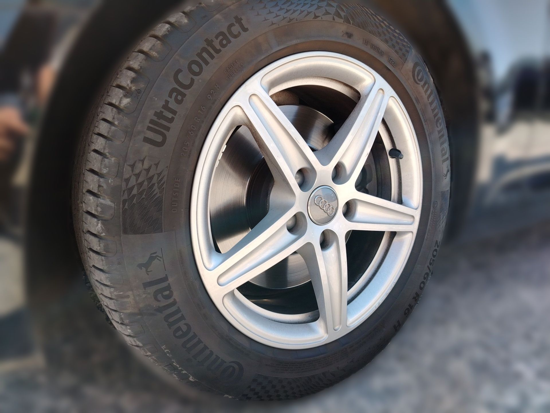 audi a4 2.0 tdi - slika 6