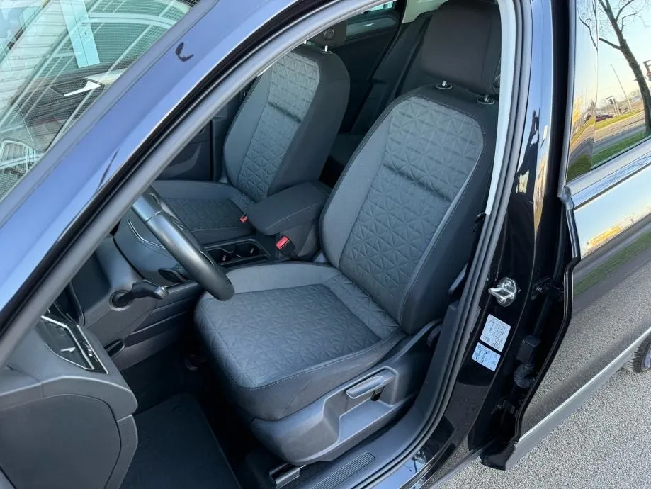vw tiguan 2,0 tdi dsg °navi°adaptivni tempomat°leasing bez učešća° - slika 16