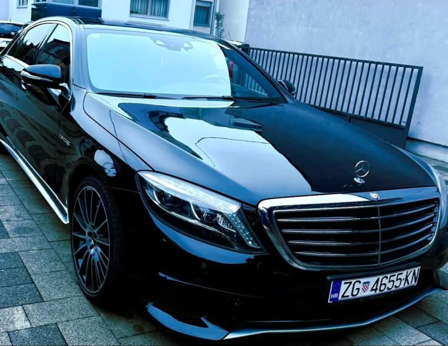 mercedes-benz s klasa 63 amg 4matic - slika 2