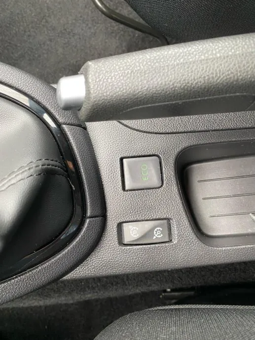 renault clio iv 1.5 dci 75, navi, tempomat, 4x garancija!! - slika 15