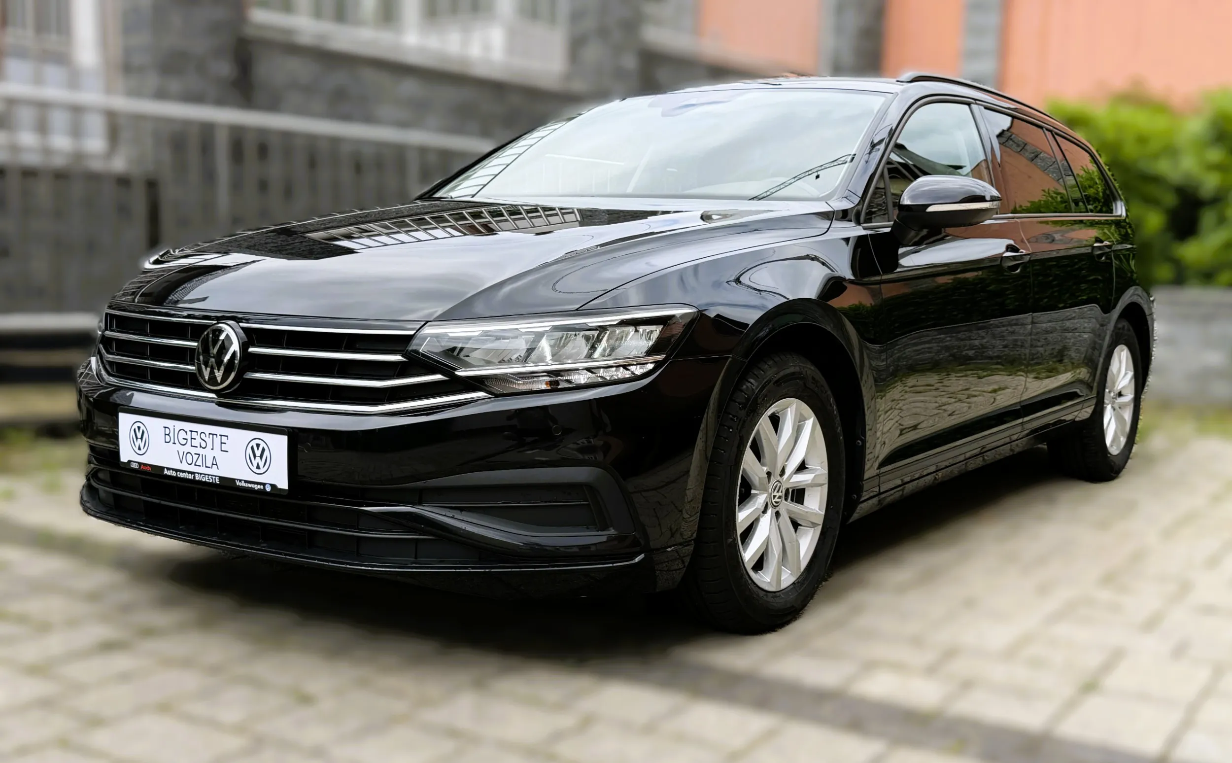 vw passat variant 2,0 tdi,dsg7,u pdv-u. - slika 6