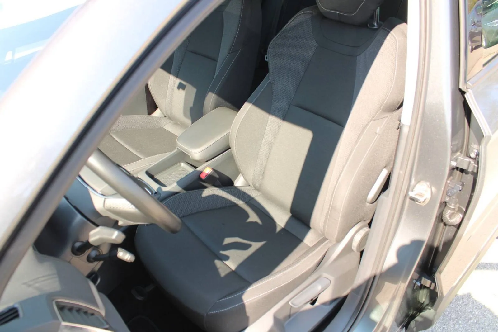 škoda karoq 1.5 tsi dsg *led, navigacija, kamera* - slika 18