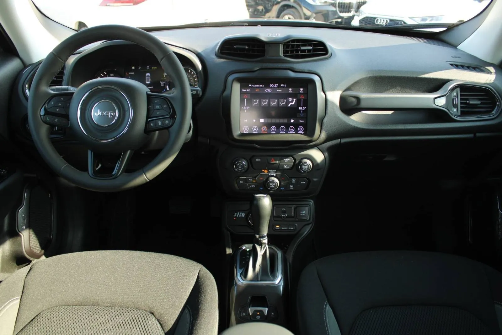 jeep renegade 1.3 t4 phev limited 4x4 automatik - slika 11
