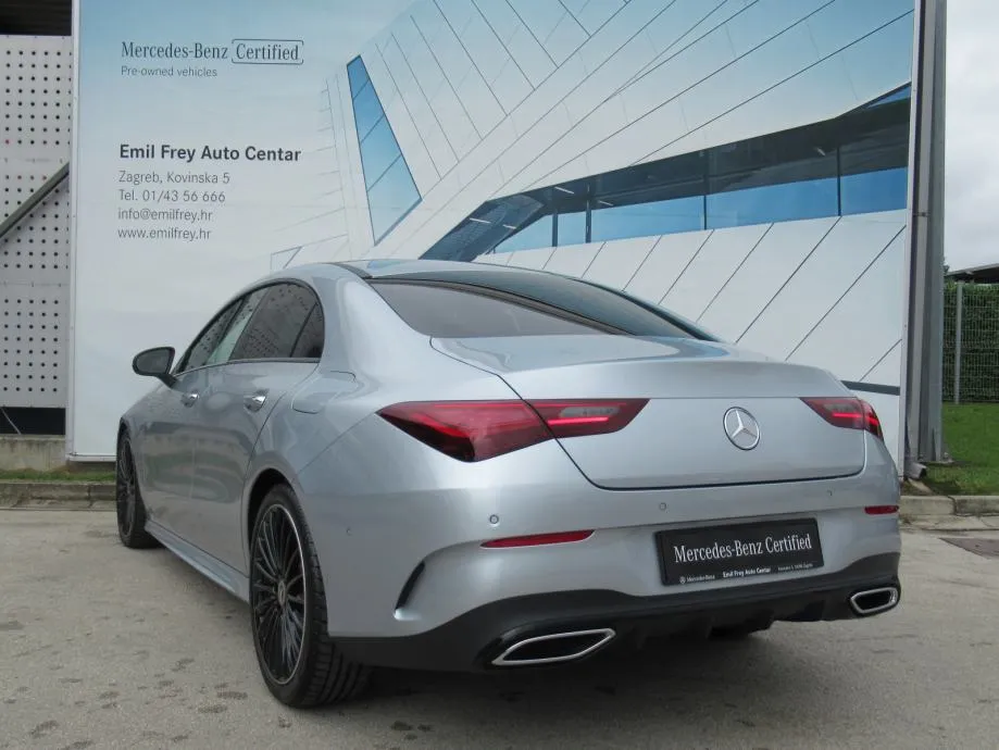 mercedes-benz cla 200 d amg/pano/night/keyless/multibeam led/19'' - slika 8