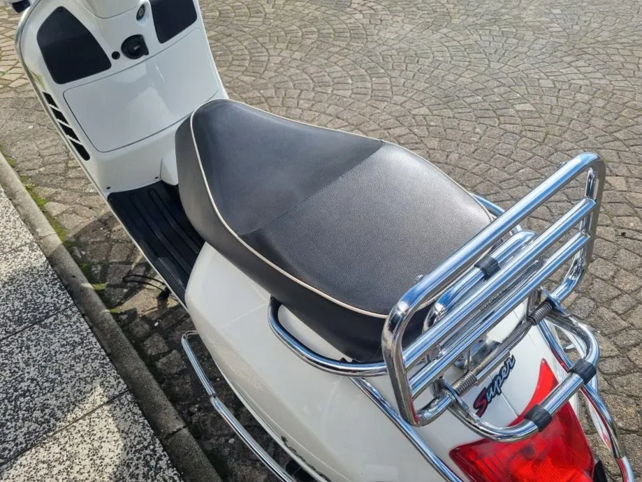 piaggio vespa gts 300 super, 2013 god. - slika 18