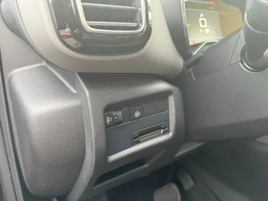 citroën c5 aircross 1.5 bluehdi, navi, pdc, radar, 4xgarancije! - slika 19