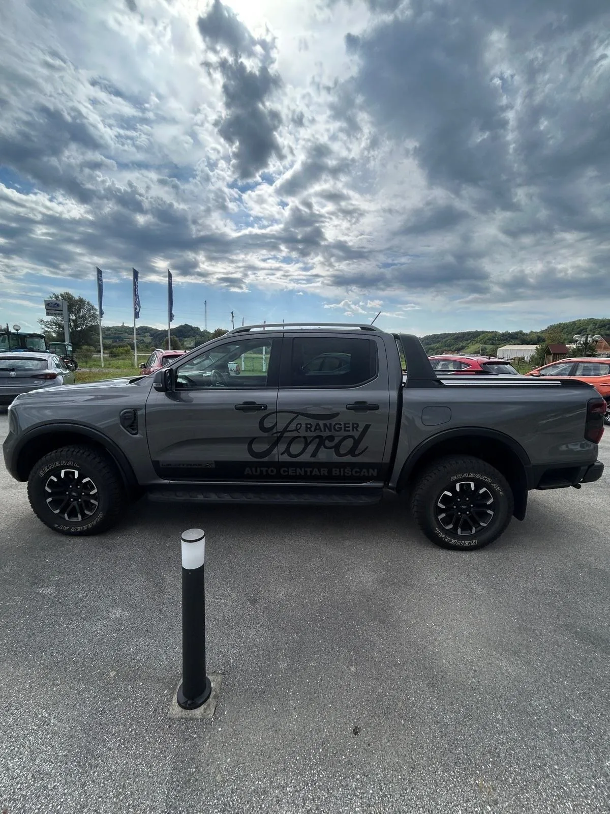 ford ranger wildtrack x 2.0 bi-turbo - slika 5