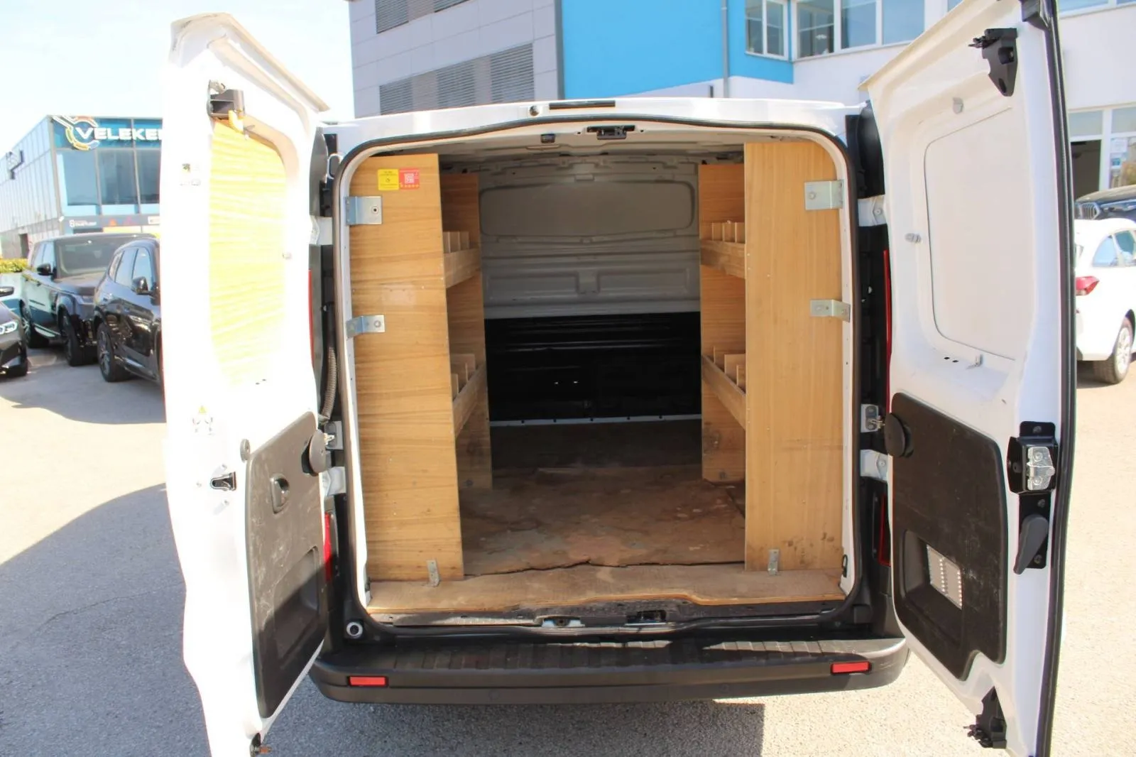 renault trafic 2.0 dci *navigacija*, 2023 god. - slika 7