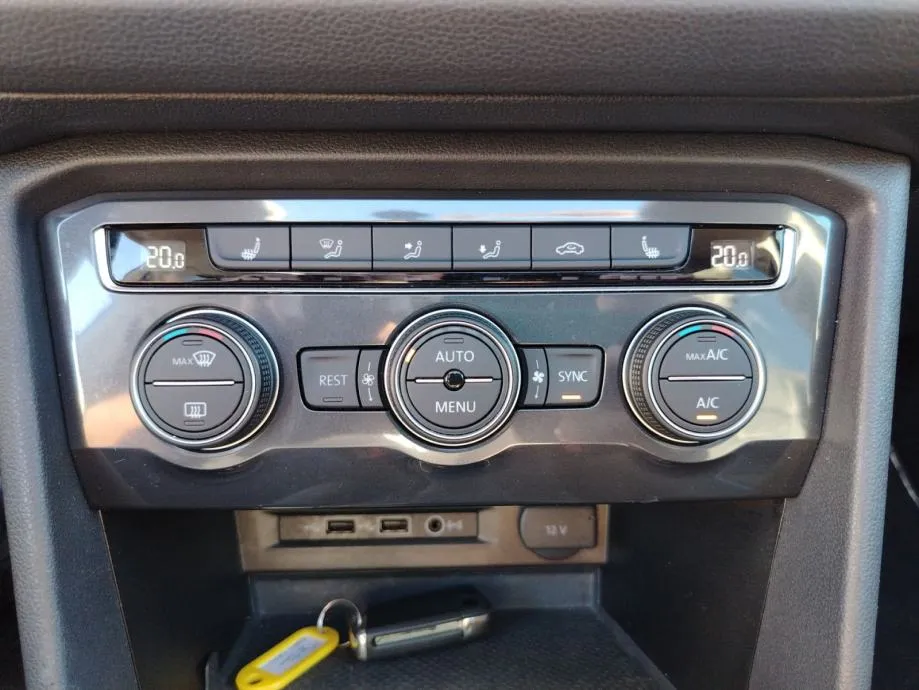 vw tiguan allspace 2.0 tdi dsg 7 sjedala, panorama, virtualni - slika 14
