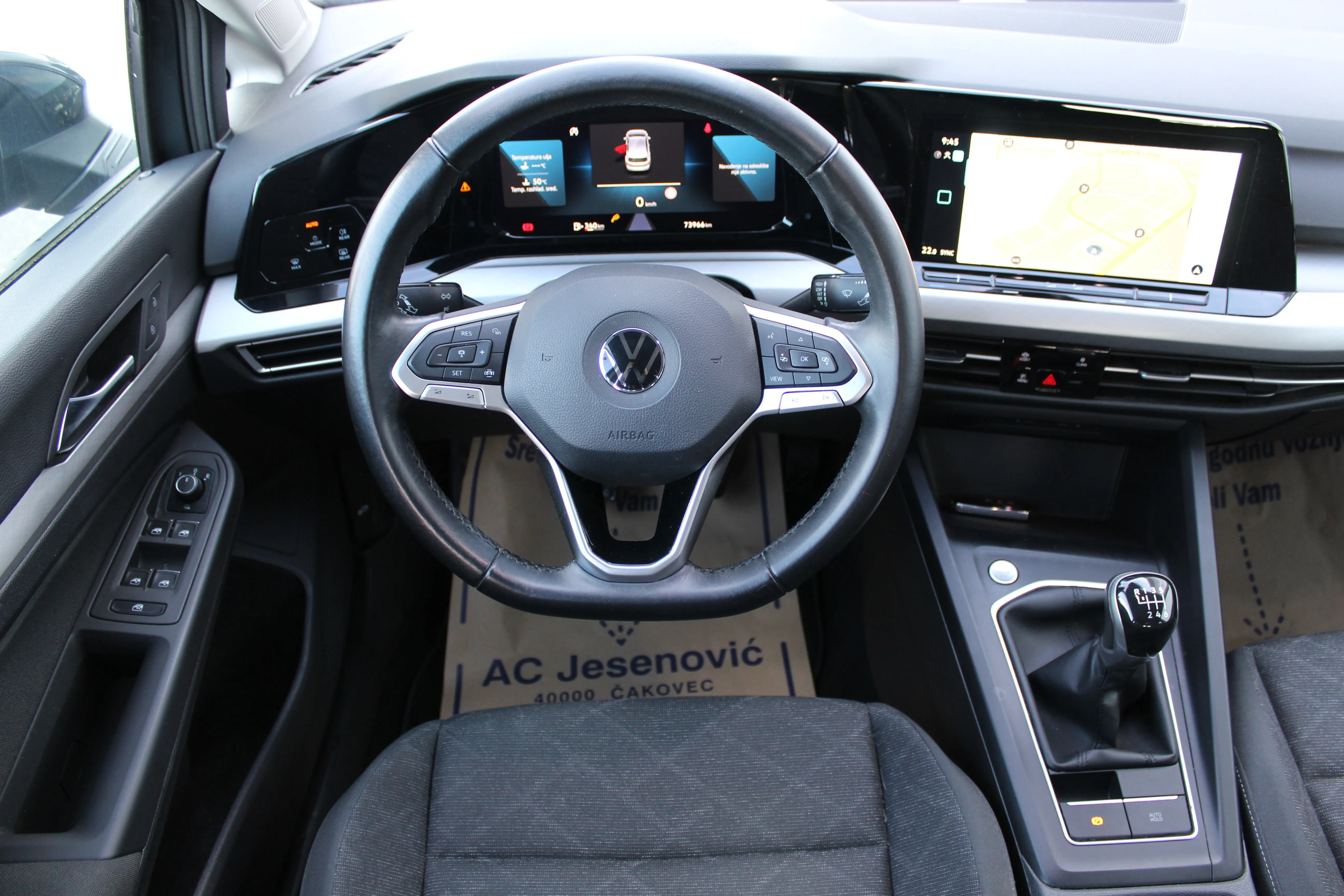 13095 volkswagen golf 2.0 tdi life - slika 10