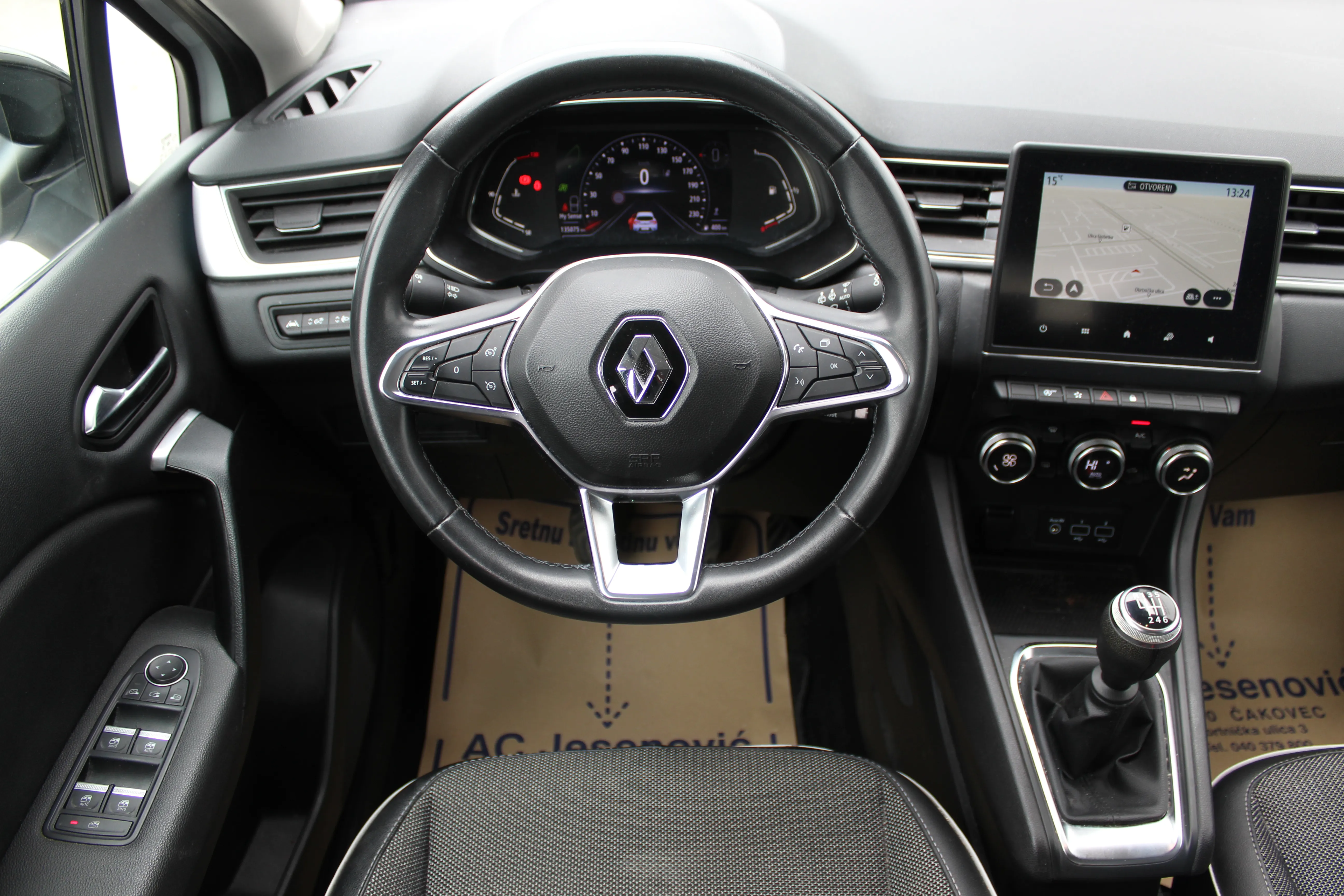 13108 renault captur tce 90 intens - slika 10