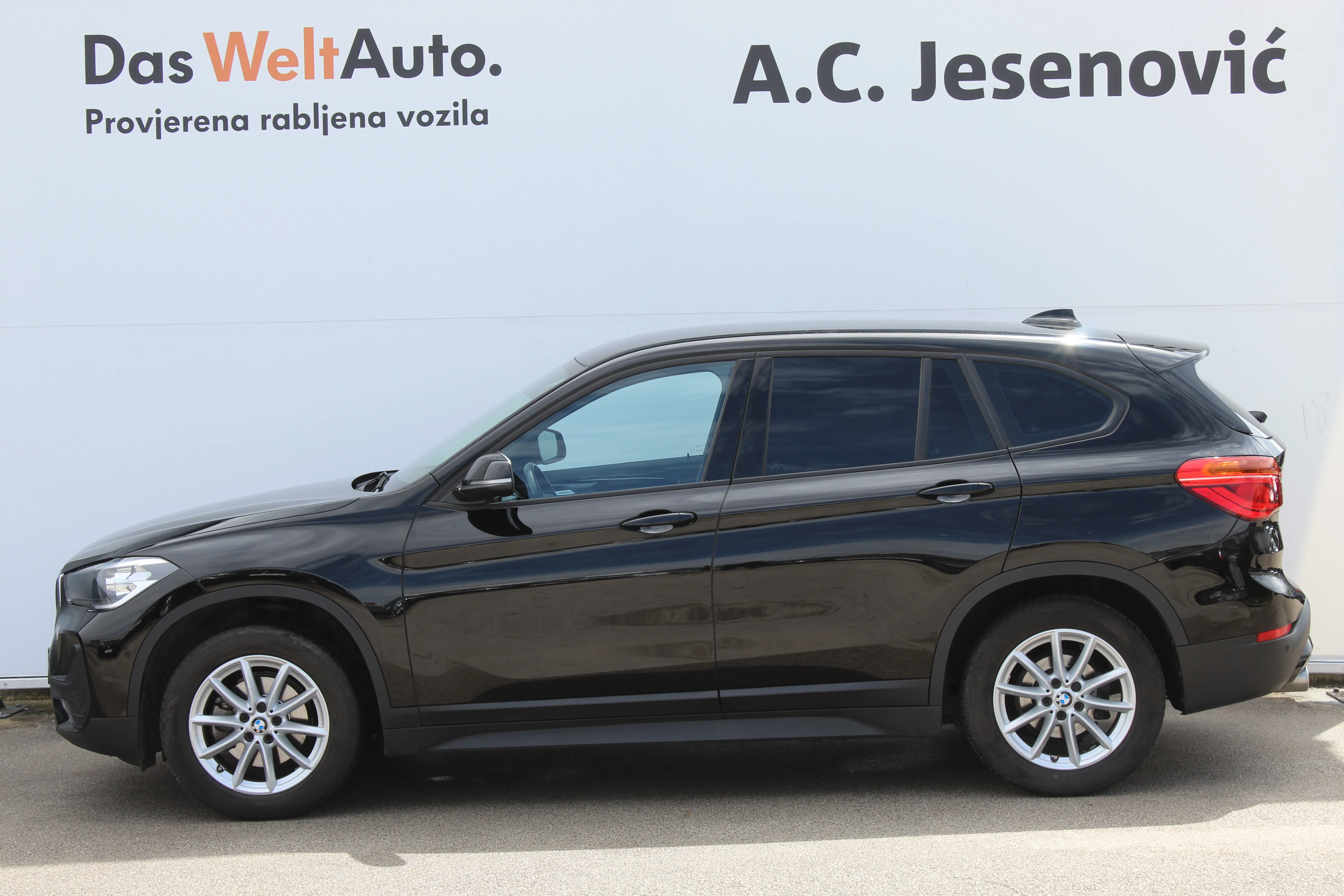 13225 bmw x1 sdrive 18 d - slika 6
