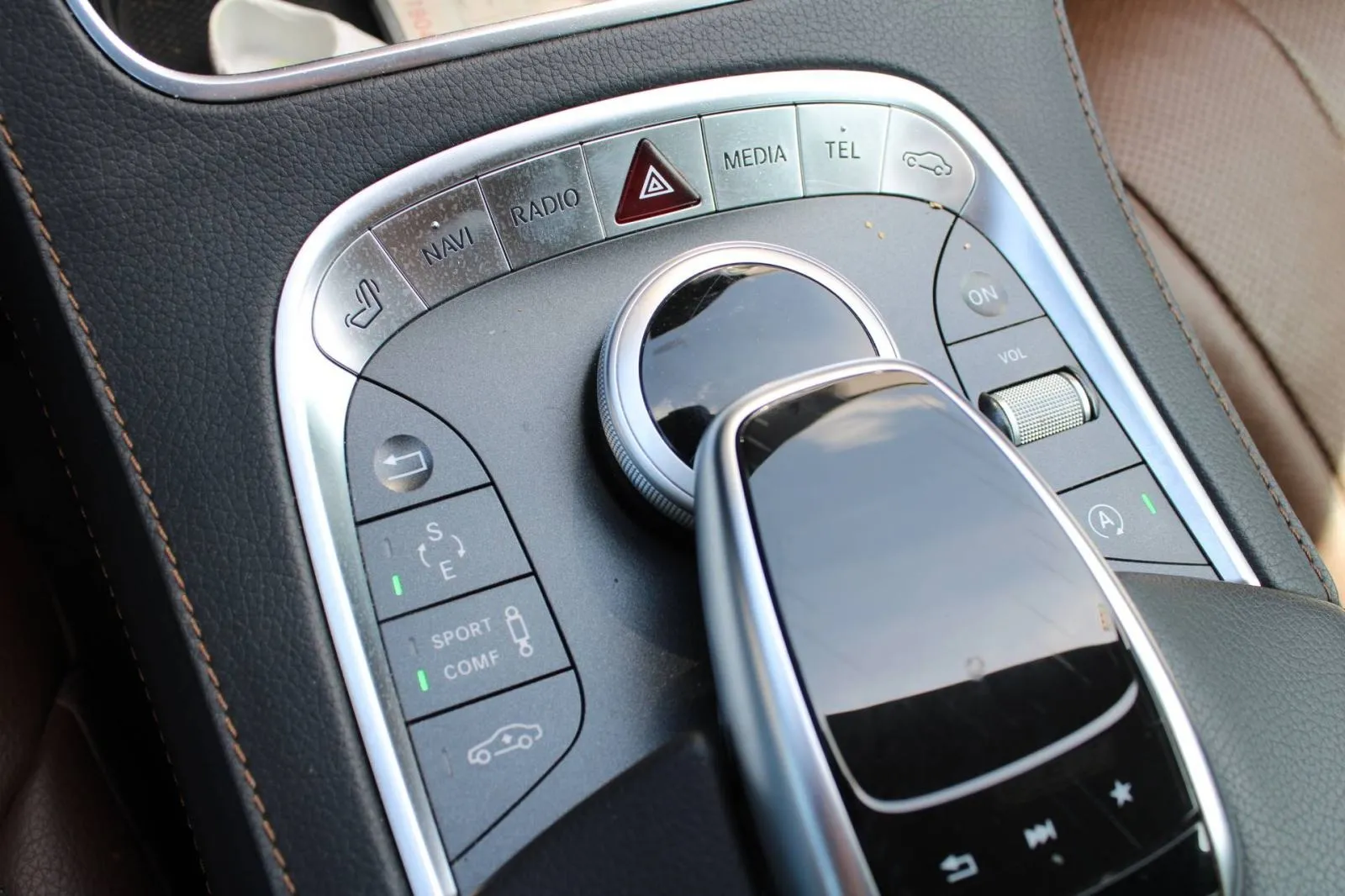 mercedes-benz klasa s 350d 4matic *panorama, burmester, kamera 360* - slika 22