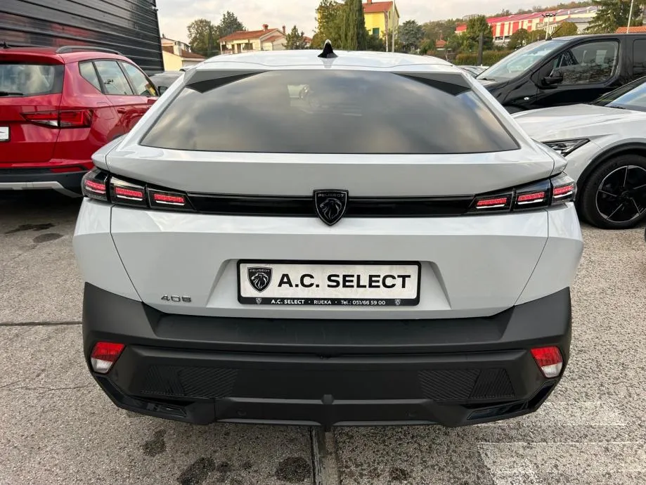 peugeot 408 hybrid 145 e-dcs6 - 2025. - 15.000 km - reg. 1 god! - slika 5