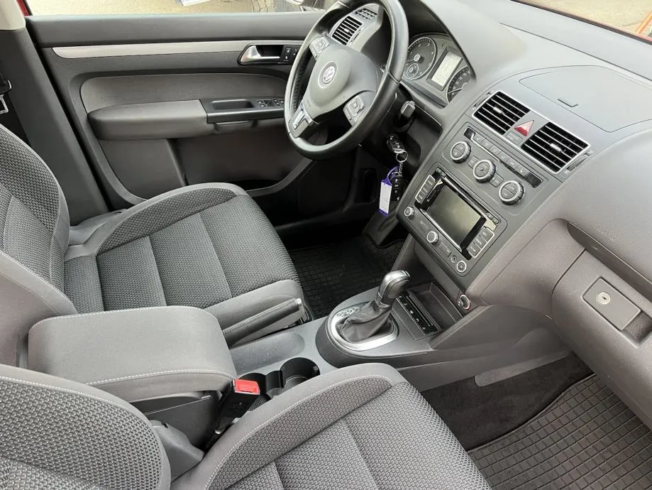vw touran 2,0 tdi automatik - slika 10
