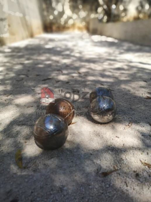 zadar-višnjik, samostojeća katnica sa 5 apartmana - slika 20