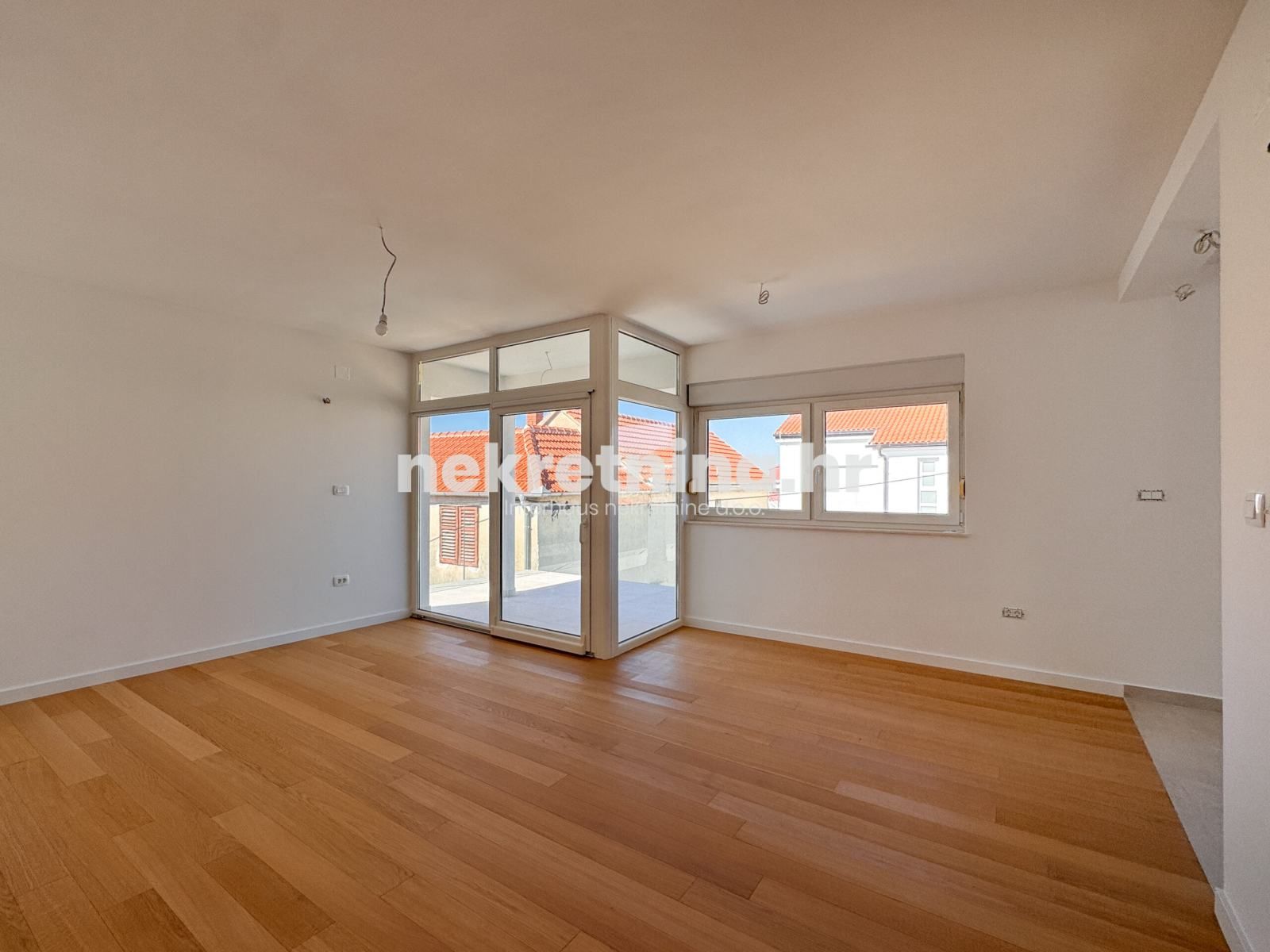 prodaja - kuća - 3 stana - biograd na moru - blizina centra - 239m2 - slika 17