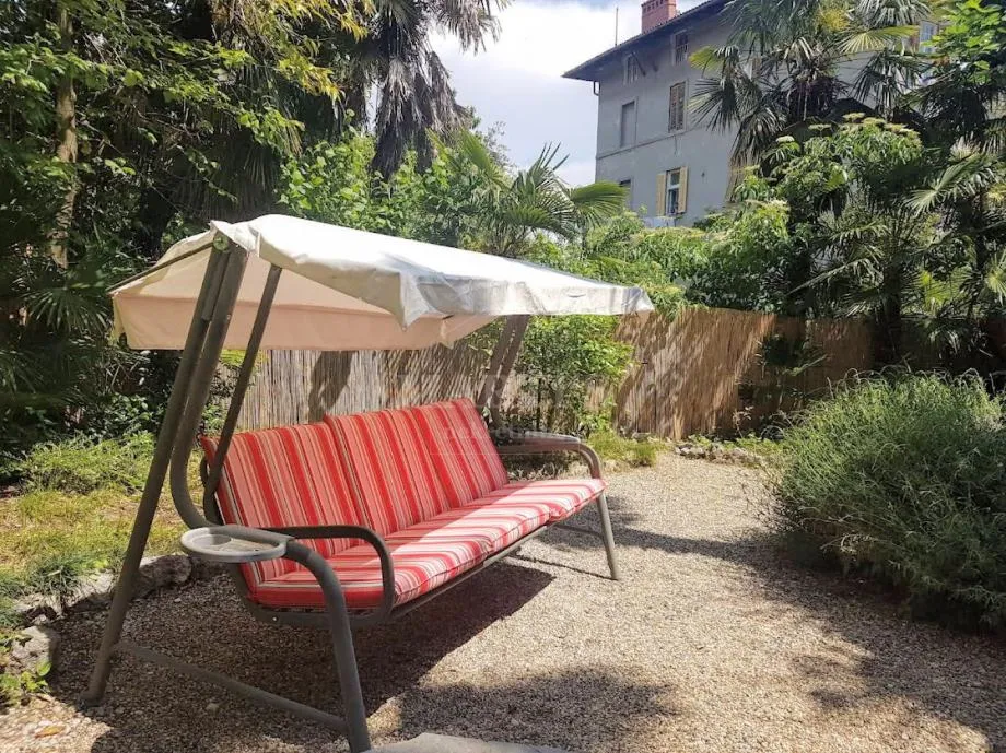 opatija, stan, 47.80m2, 2 sobe, dvorište, vrt (prodaja) - slika 15