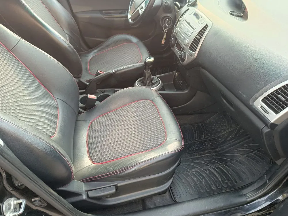 hyundai i20, 2009.g., 1.6 crdi - slika 6