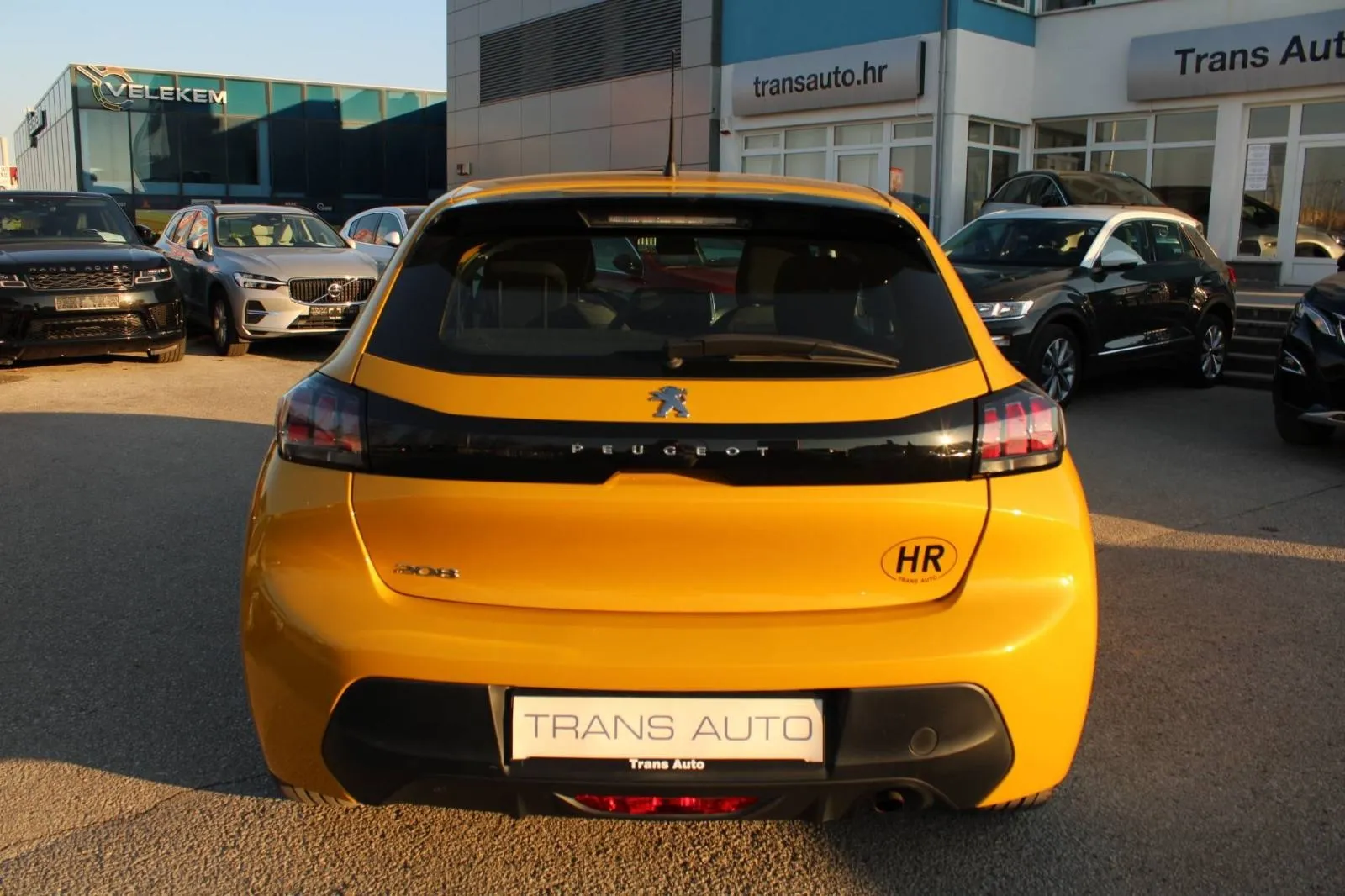 peugeot 208 1.2 puretech - slika 6