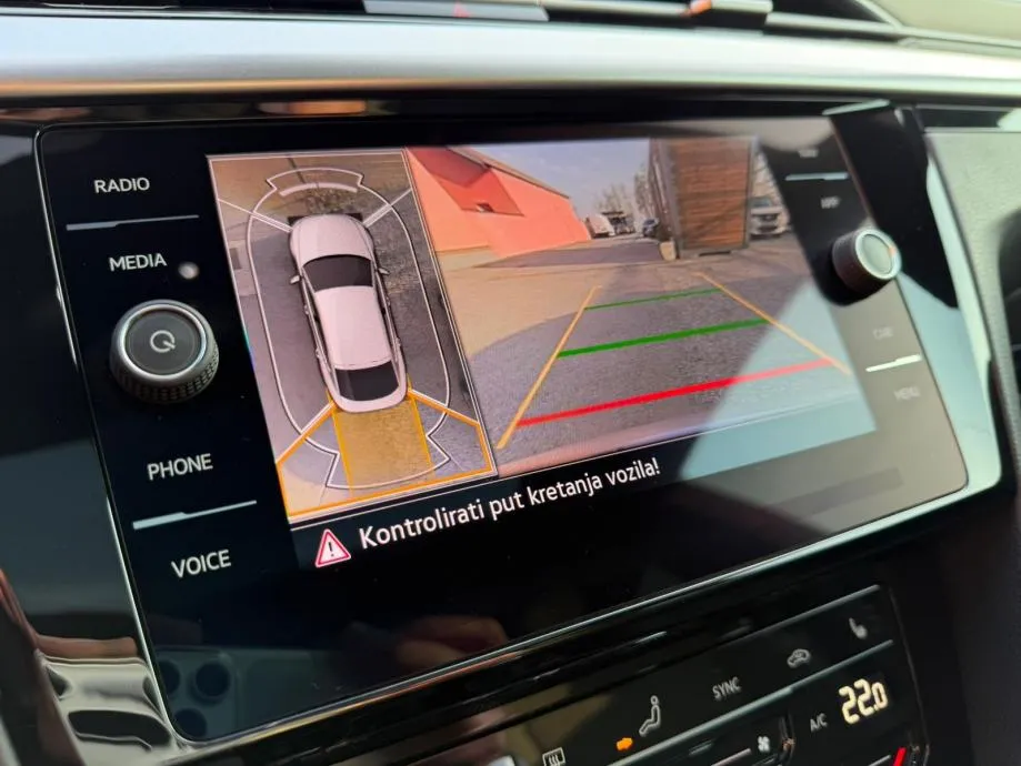 vw arteon 2,0 tdi automatik •2022•r line•iq light•pano•kamera•leasing - slika 17