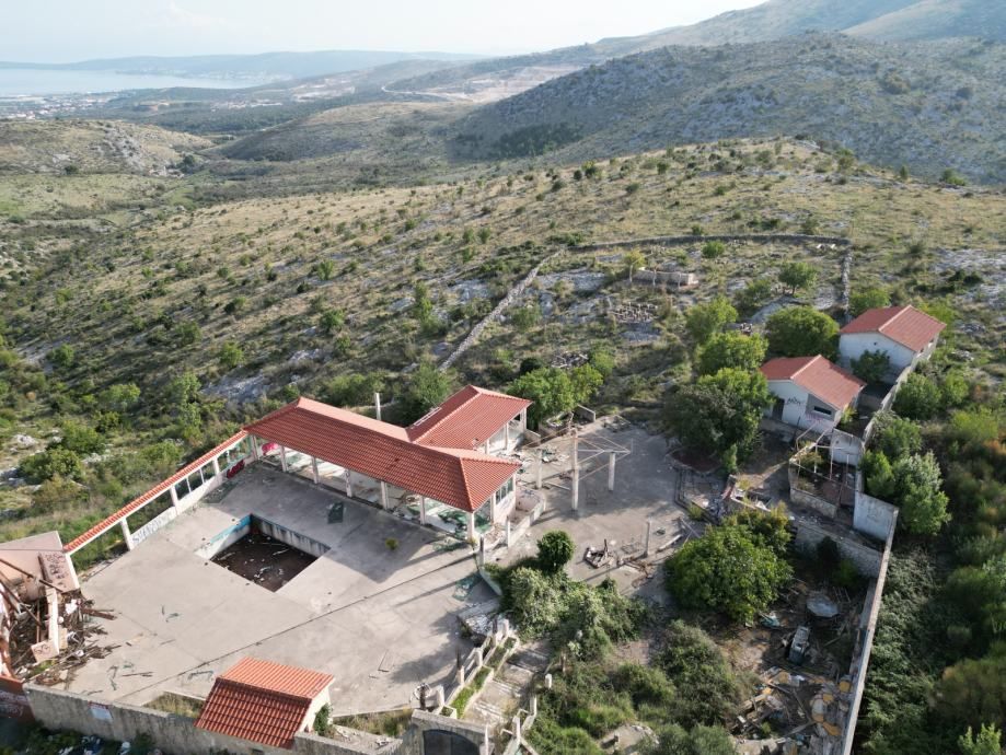 plano (trogir) zemljište s ugostiteljskim objektima, 5841 m2 (prodaja) - slika 4