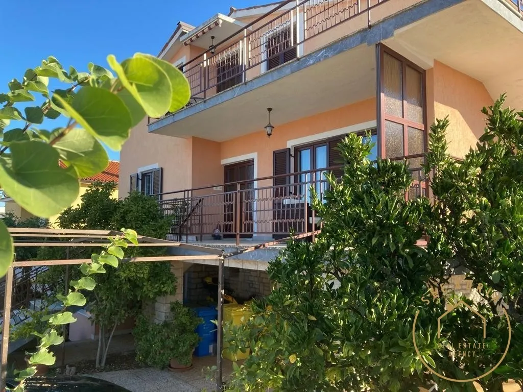 samostojeća kuća na odličnoj lokaciji - slika 5