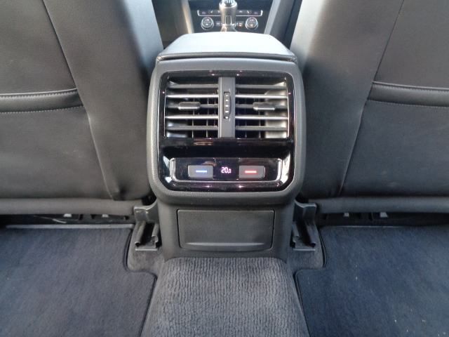 vw passat variant 2,0 tdi r line/led/navi/gr.sj./temp/pdc/ambl/alu18 - slika 7