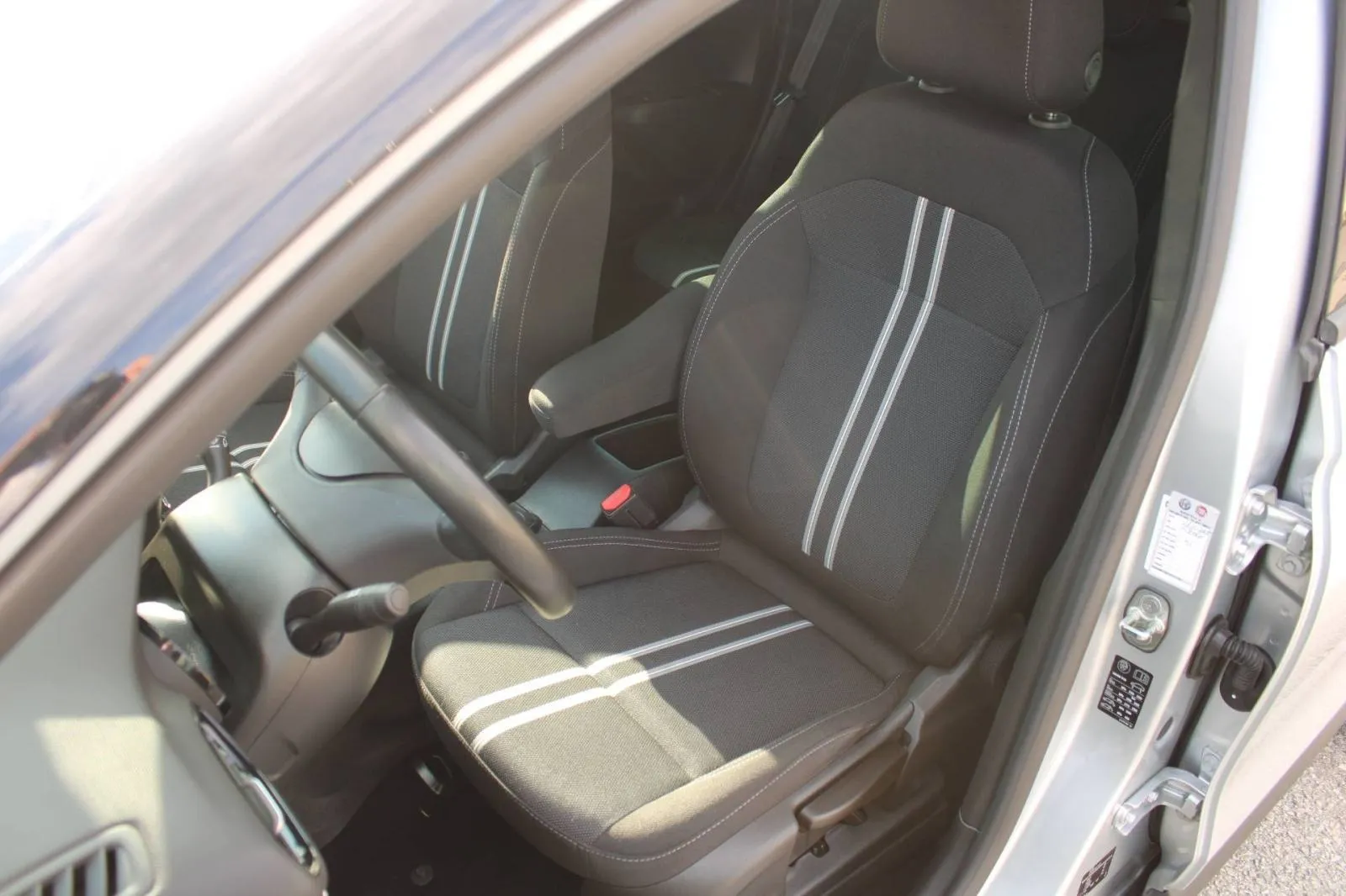 opel crossland 1.2 turbo automatik *led, navigacija* - slika 13