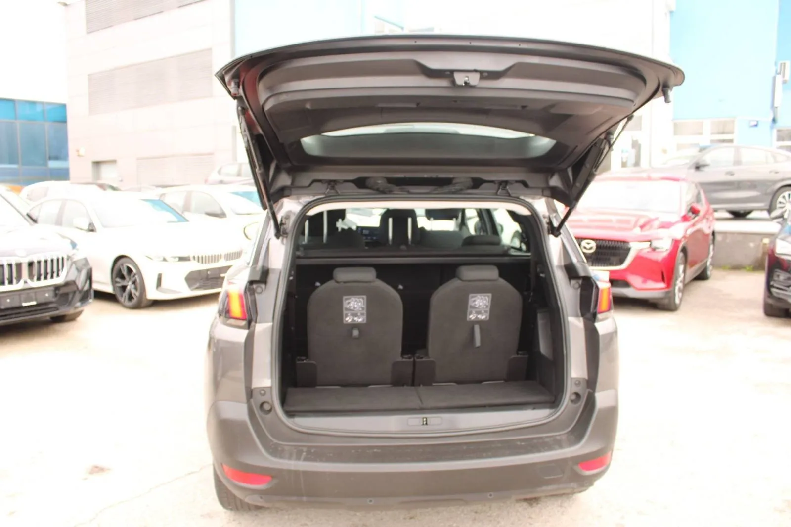 peugeot 5008 1.5 hdi automatik 7 sjedala *led, navigacija, kamera* - slika 11