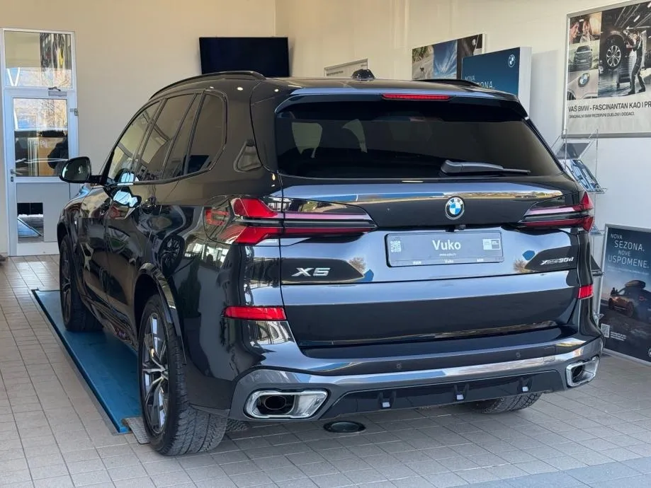 bmw x5 xdrive30d m-sport - slika 5