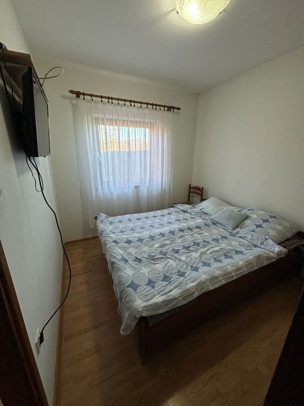 kuća + 11.000 m2 zemljišta - slika 4