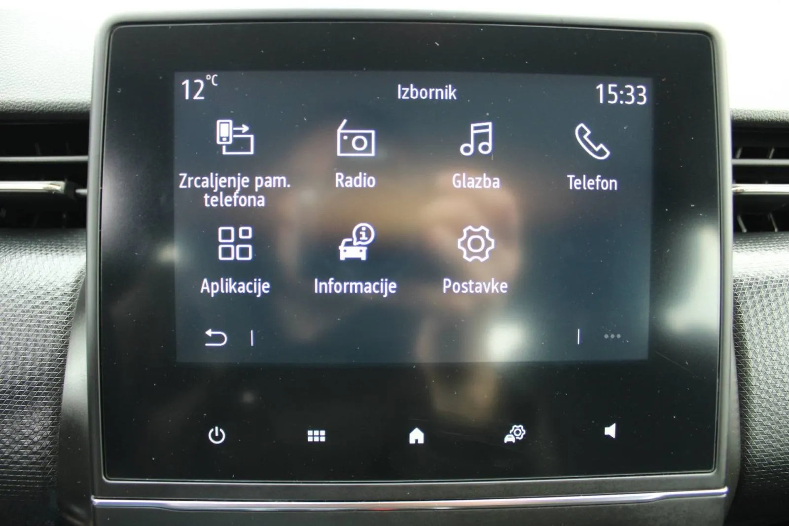 renault clio 1.0 tce equilibre - slika 19