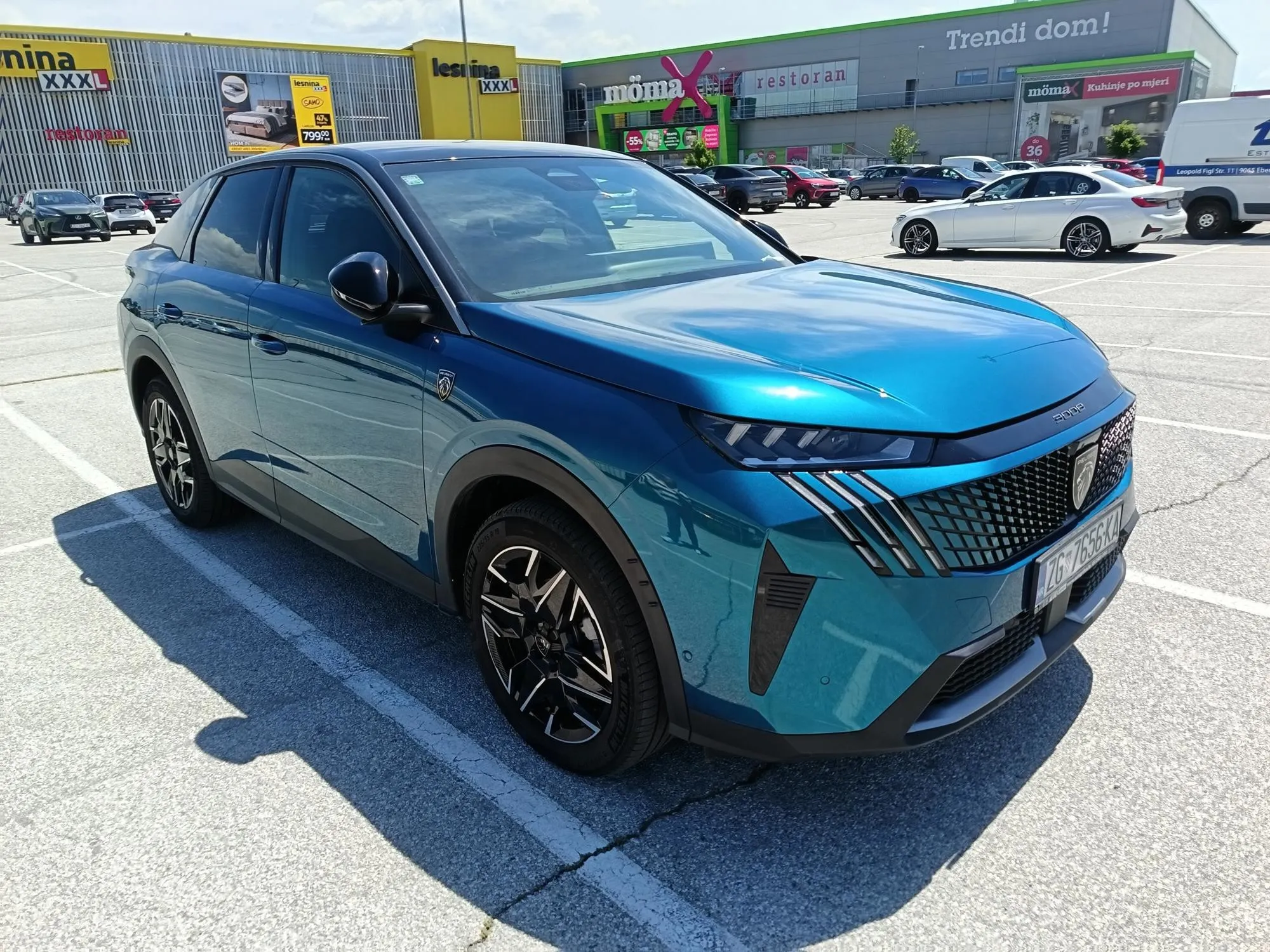 peugeot 3008 gt hybrid 145 e-dcs6, hr auto, 3 g. garancija - slika 18